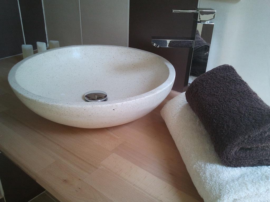 Chambres D'Hotes La Grange Au Bois Champagne-et-Fontaine Kamer foto