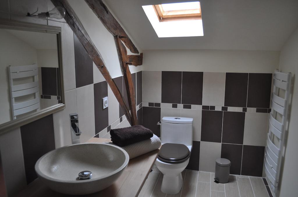 Chambres D'Hotes La Grange Au Bois Champagne-et-Fontaine Buitenkant foto