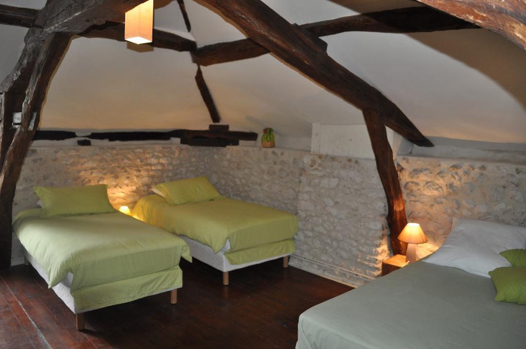 Chambres D'Hotes La Grange Au Bois Champagne-et-Fontaine Kamer foto